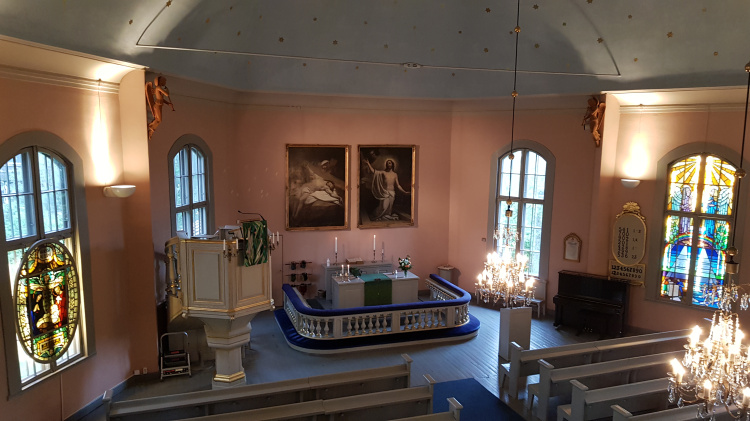Heinolan kirkon sisäkuva